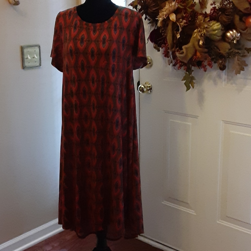LuLaRoe red black gray print short sleeve geometric print dress size Larfe EUC…
